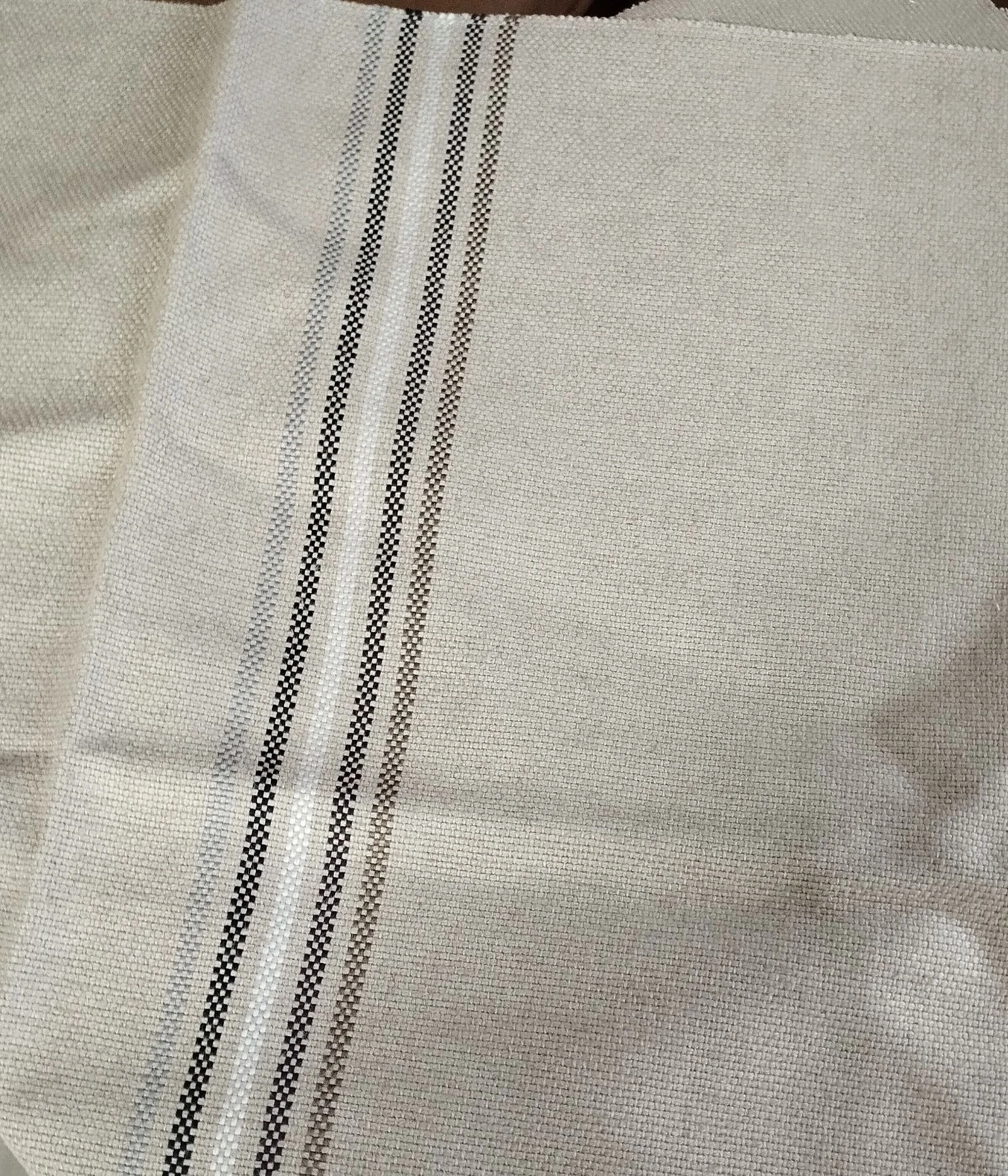 Retal de tela beige 